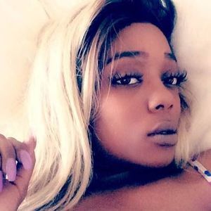 Meet your Posher, Tabitha